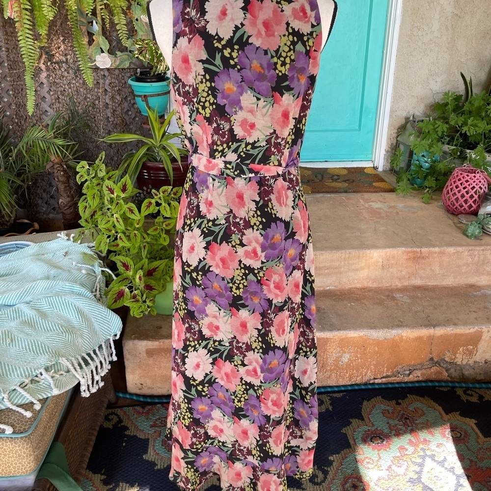 Sara Campbell Black Floral Wrap Around mid Length Dress size 2 - Picture 7 of 7